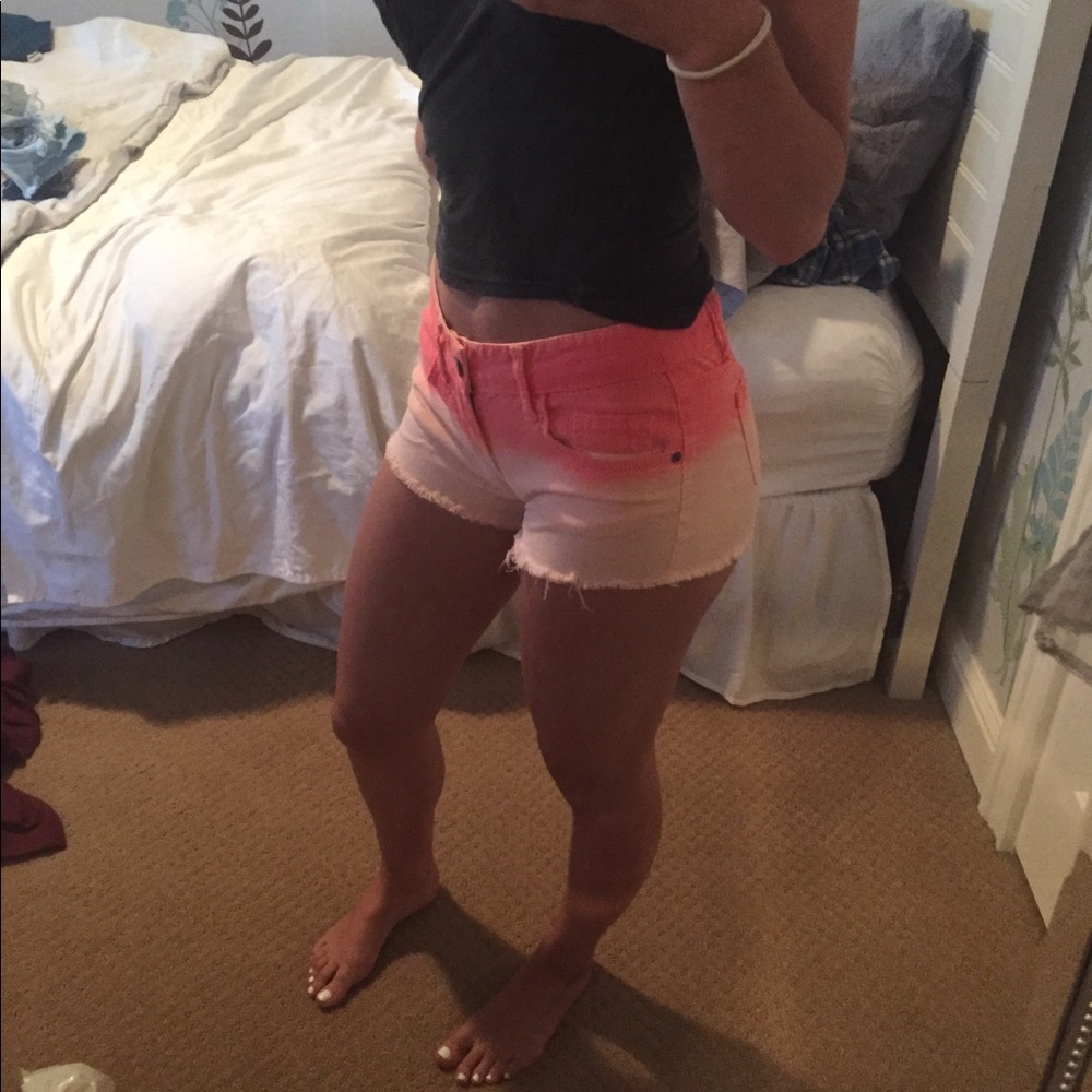 Size 6 target ombré denim mini shorts.